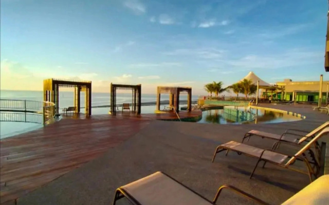 ZilleVille Studio Suite Seaview With Balcony at Imperium Residence