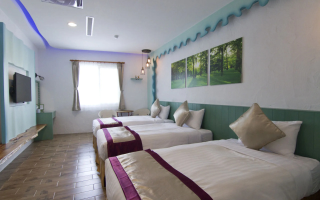Sin Sin Hotel III