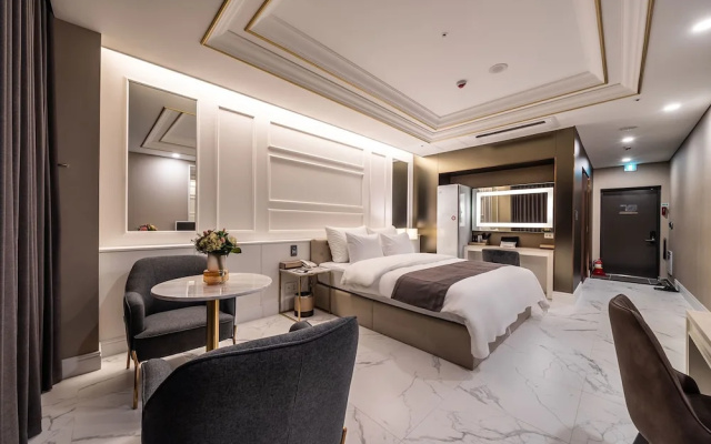 Suwon Aritte Hotel