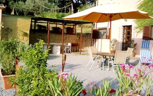Rustic Country House With a View of Lake Bolsena