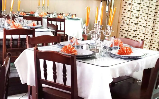 Visit Vakasha Guest Lodge 1