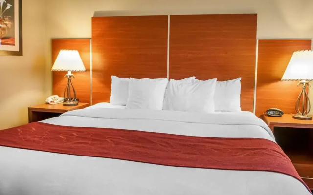 Comfort Suites