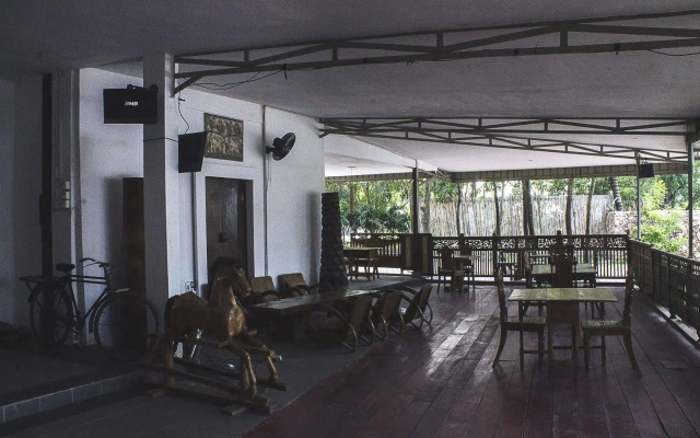 Kanaka Lake Villa