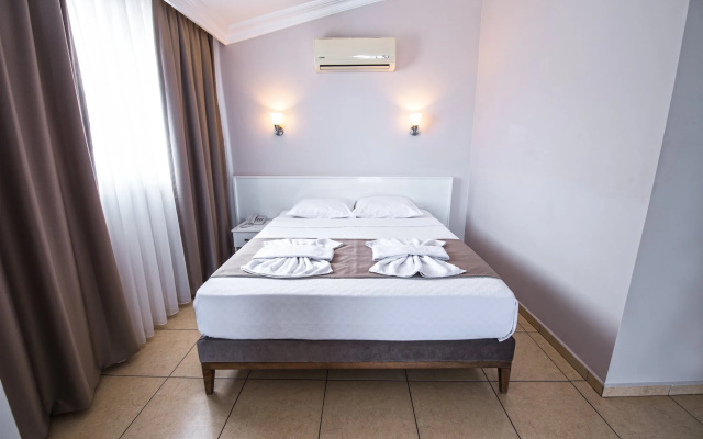 Kleopatra Tower Suite Hotel