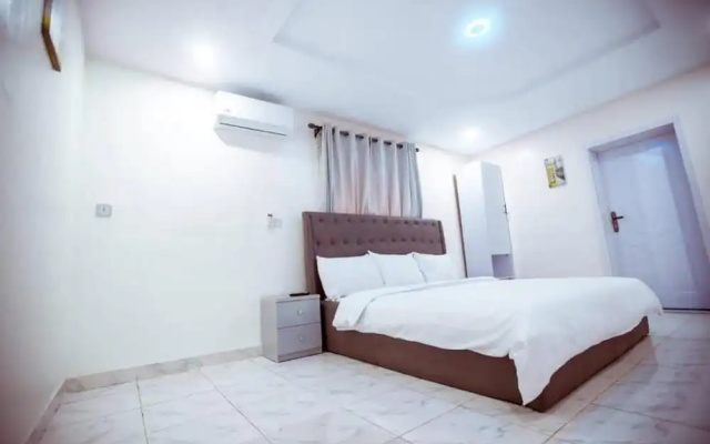 Immaculate 1-bed Apartment in Lagos
