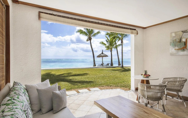 Paradis Beachcomber Golf Resort & Spa