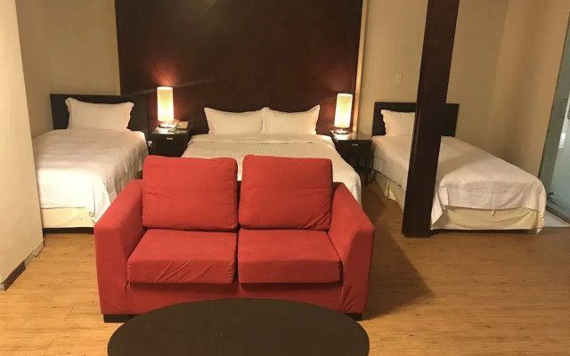 Gin Lon Lake motel
