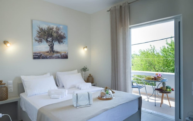 Diana s House 3 - Gytheio Sandy Beach Haven
