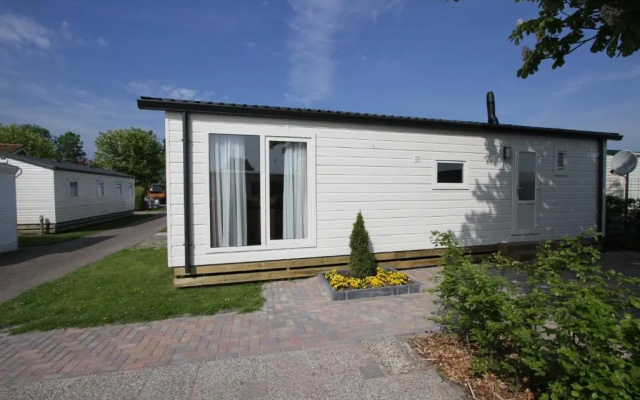 IJsselmeer-chalet nr. 66