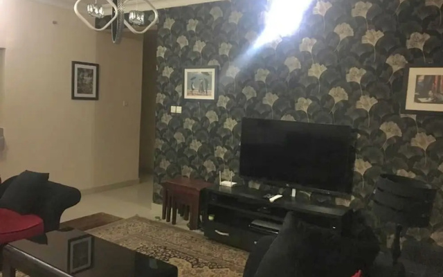 Shortlet Apartment Milverton Estate