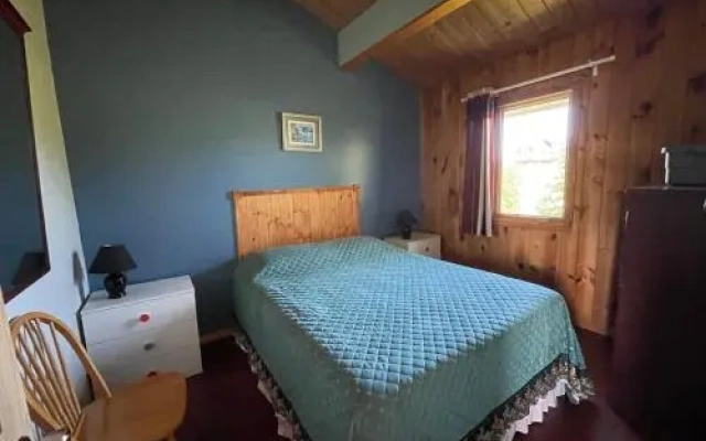 Beach & Breeze Cottages