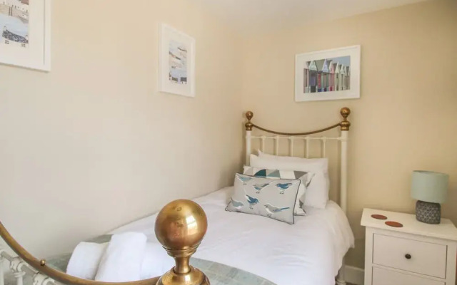 Little Gull Cottage
