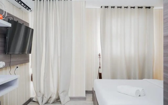 Modern Classic Studio Room Bintaro Icon Apartment