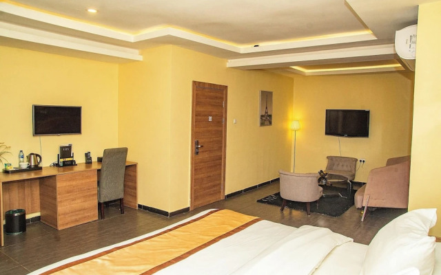 Iris Hotel