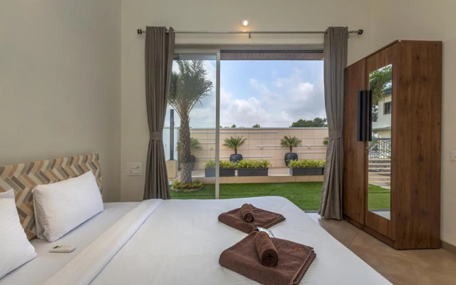 SaffronStays Pebbles, Lonavala - pet-friendly pool villa perfect for weekend getaway