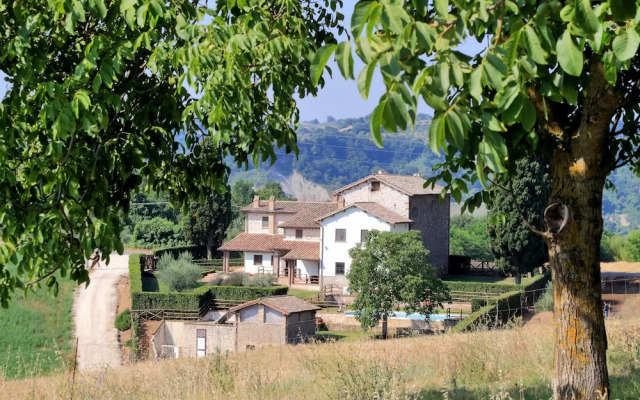 Trianon Country Residence