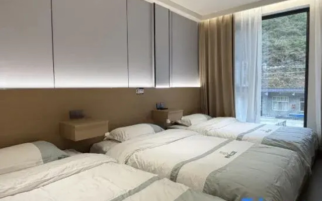 Jinnong Mountain Hotel Homestay