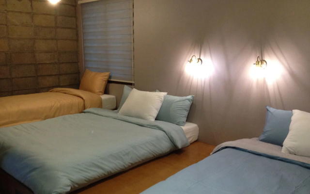 Stitches House - Hostel