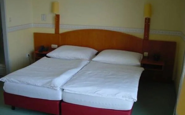 Fischwirtshaus Landmotel "Die Donaurast"