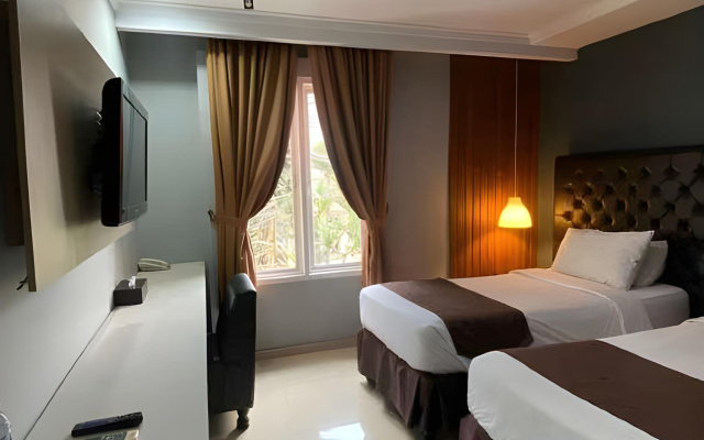 Rizen Premiere Hotel