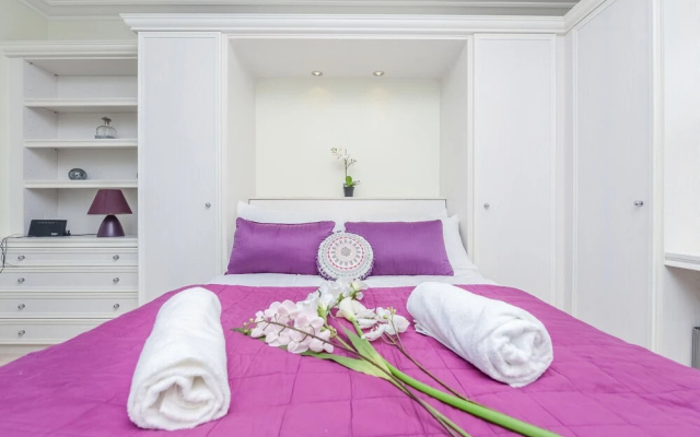 945 - Point west - Studio Apartment