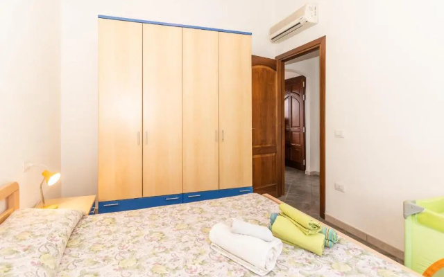 Appartamento con piscina 14