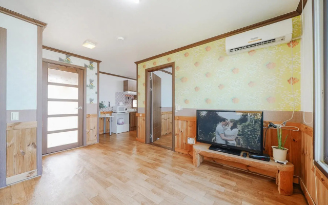Suncheon Jeonmangjoeungot Pension