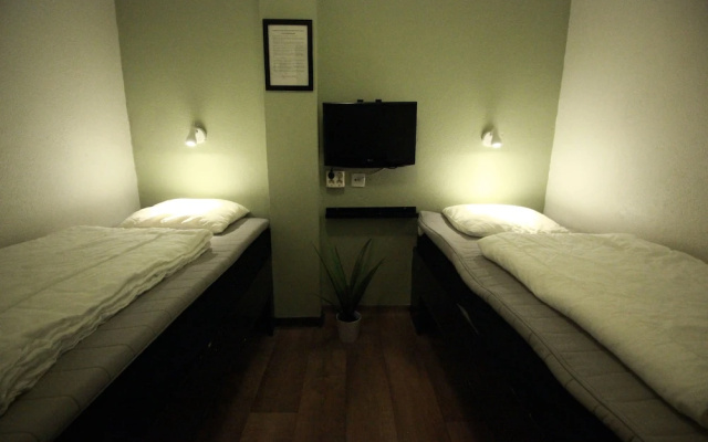 Vandrarhem Uppsala Centralstation - Hostel