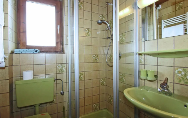 Peaceful Mansion in Inzing With Balcony, Garden,bbq, Heating