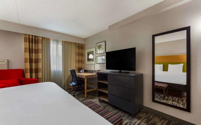 Wingate by Wyndham Lincoln Airport East I-80