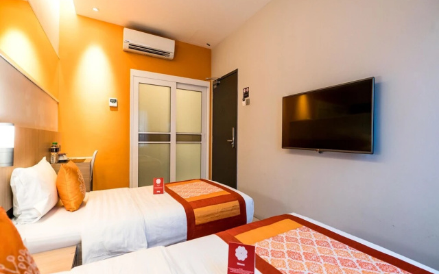 OYO 279 Orange Premier Hotel