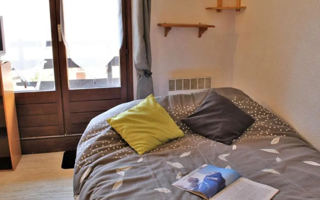Appartement Risoul, 1 pièce, 4 personnes - FR-1-330-61