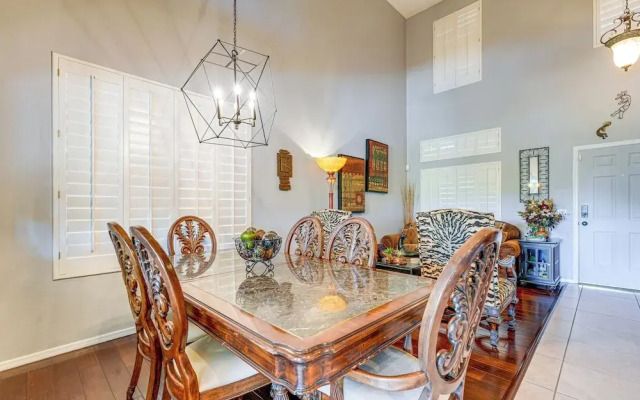 Spacious Family Oasis in Cave Creek!
