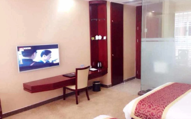 Homeinn Selected Hotel (Zhuhai Gongbei Huanyu City Shopping Center)