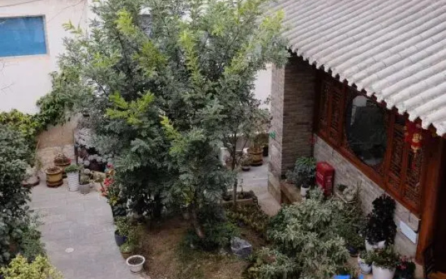 WeiShan Ancient City Pingchang Homestay