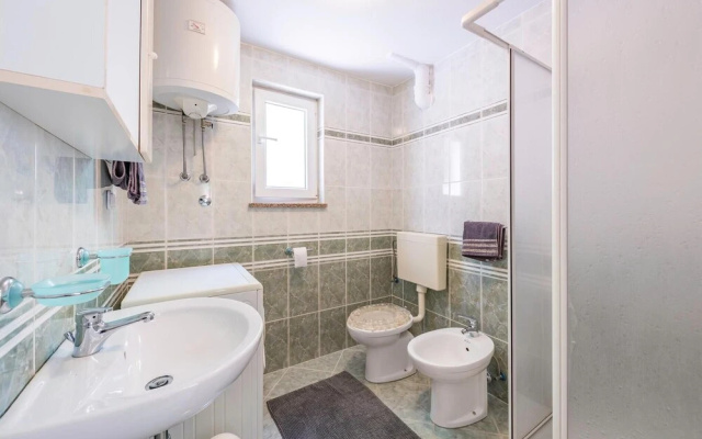 Nice Home in Kastelir With Wifi and 3 Bedrooms