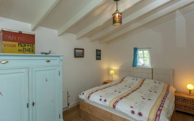 Stylish Holiday Home with Box Bed near Lake Veere