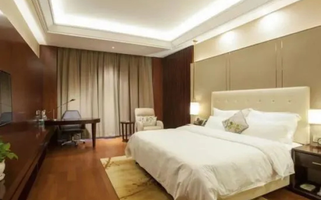 Swan Lake International Hotel
