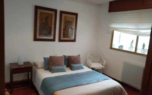 Apartamento Luminoso con Buena Ubicación