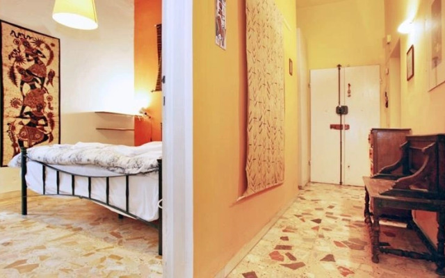 Your Home in Florence Oltrarno
