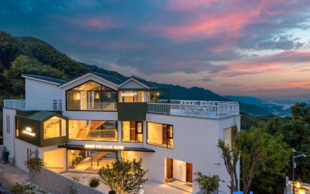 The Luuuk House
