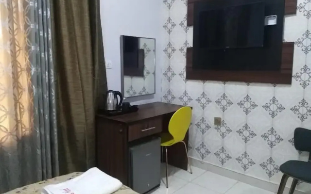 Prodis Hotel and Suites
