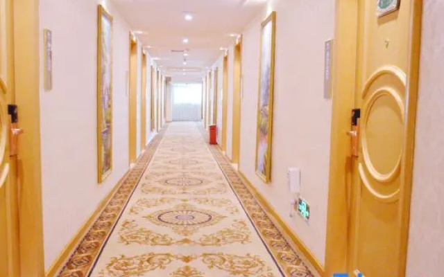 Poliya Hotel (Foshan Guanyao Plaza)