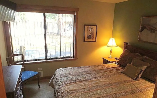109 Premium Condo