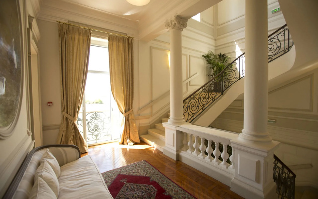 Chateau Grattequina