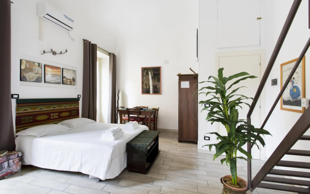 Maqueda Apartments