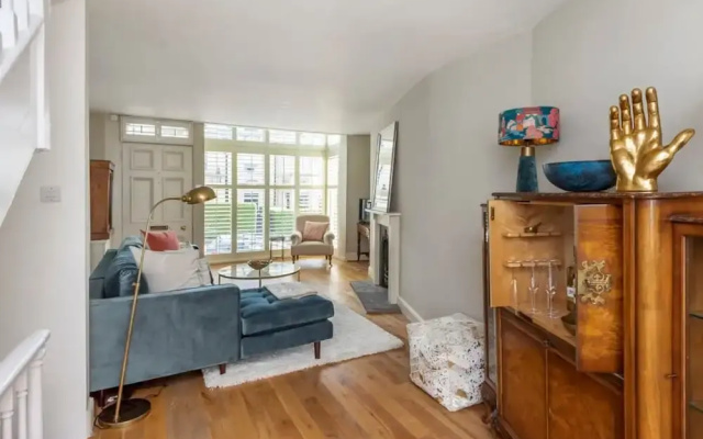 Divine Georgian Townhouse in the Heart of Bath