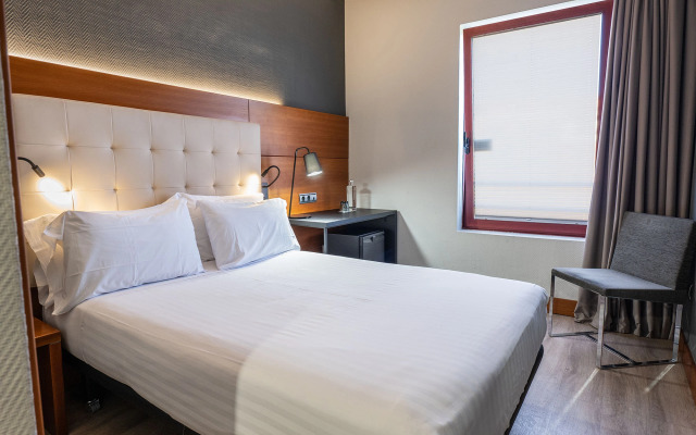 Eurostars Amara