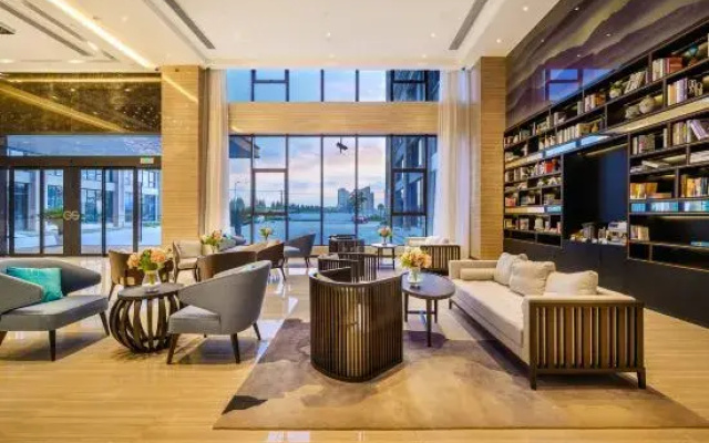 Grace Select Collection Hotel (Fengxian Wangyuan Road)