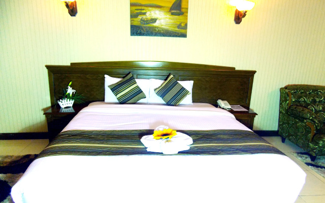 Moon Valley Hotel Apartments